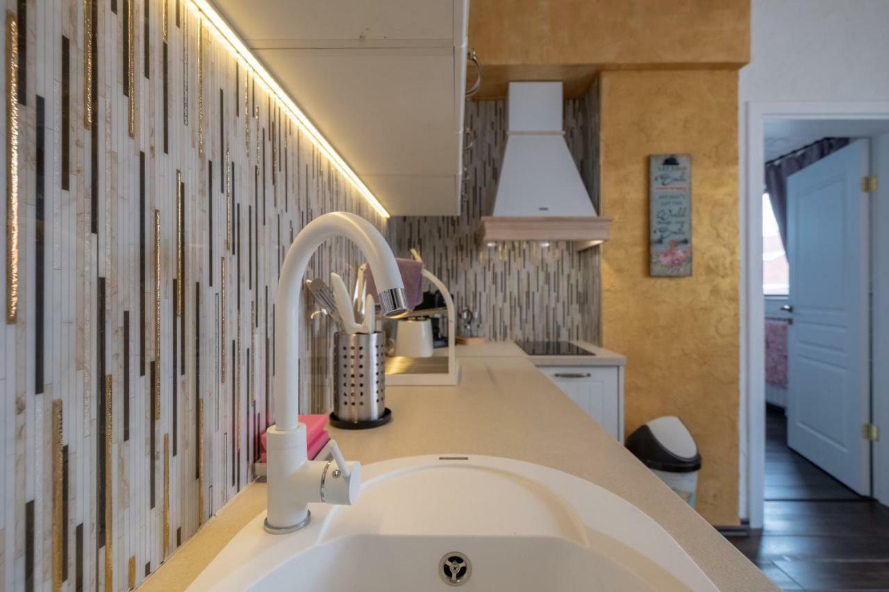 1-Bedroom Designer Apartment On Hristo Belchev Str ソフィア エクステリア 写真