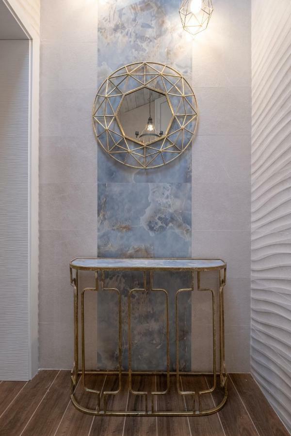 1-Bedroom Designer Apartment On Hristo Belchev Str ソフィア エクステリア 写真